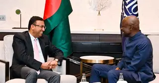 পররাষ্ট্রবিষয়ক উপদেষ্টার সঙ্গে আইএলও মহাপরিচালকের সাক্ষাৎ